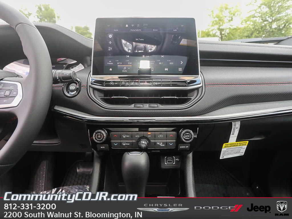 New 2025 Jeep Compass Trailhawk w/ Sun & Sound Group image 14