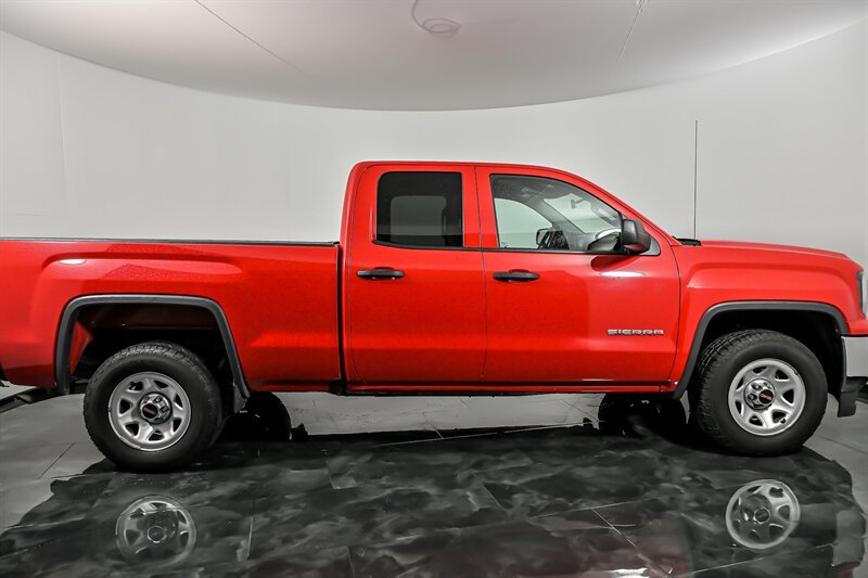 Used 2019 GMC Sierra 1500 Limited w/ Sierra Convenience Package RWD image 9