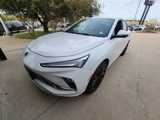 Used 2026 Buick Envista Avenir FWD image 3