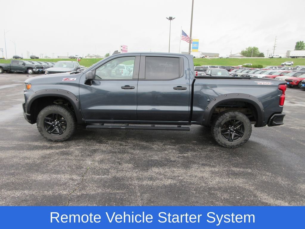 Certified 2021 Chevrolet Silverado 1500 Custom Trail Boss AWD/4WD image 2
