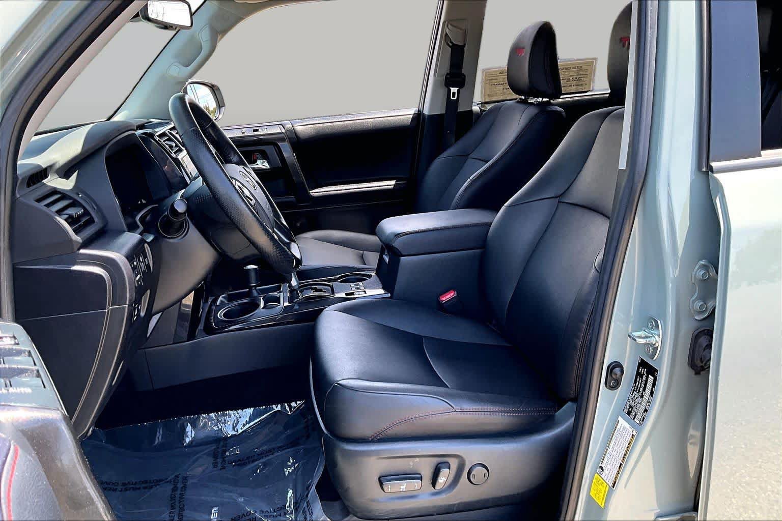 Certified 2023 Toyota 4Runner TRD Off-Road Premium w/ Moonroof Package AWD/4WD image 7
