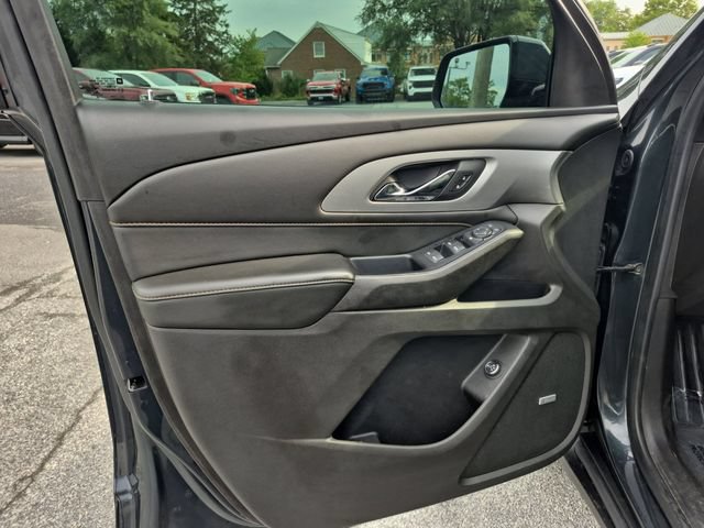 Used 2021 Chevrolet Traverse RS AWD/4WD image 11