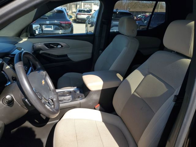 Used 2022 Chevrolet Traverse LT AWD/4WD image 5