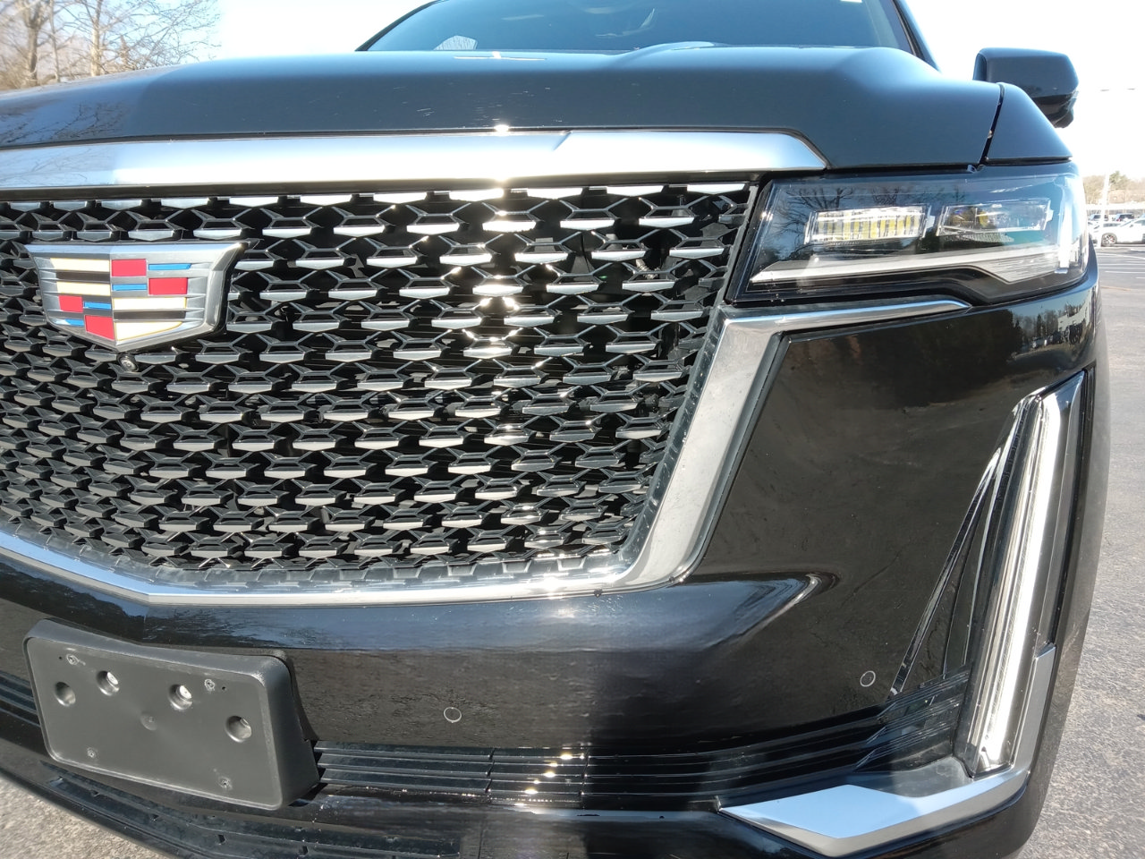 Certified 2024 Cadillac Escalade ESV Premium Luxury AWD/4WD image 8