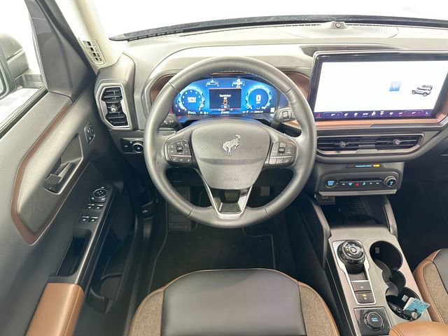 Used 2025 Ford Bronco Sport Outer Banks w/ Outer Banks Tech Package+ AWD/4WD image 21