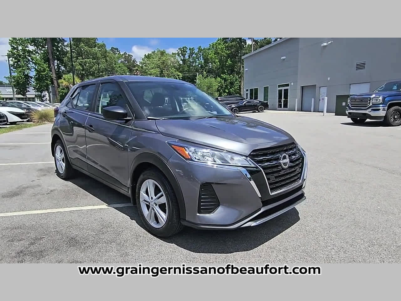 Used 2024 Nissan Kicks S FWD image 18