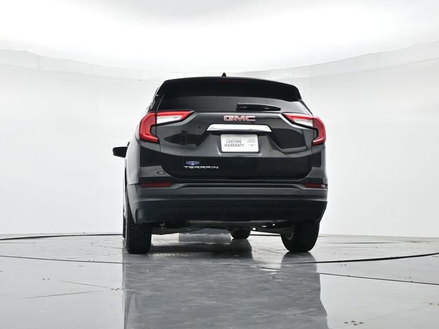 Used 2022 GMC Terrain SLE image 37