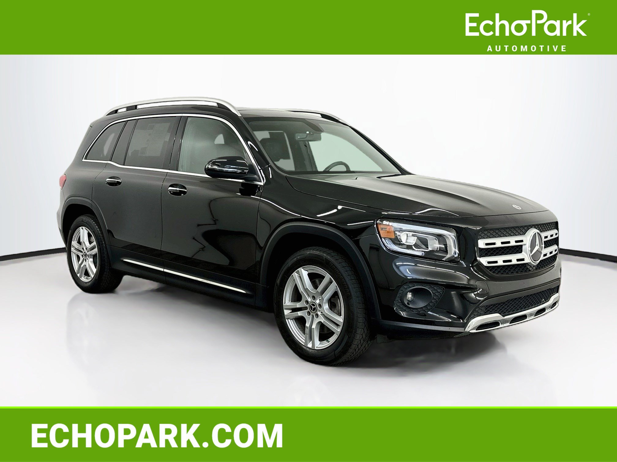 Used 2022 Mercedes-Benz GLB 250 4MATIC w/ Premium Package Lite image 1