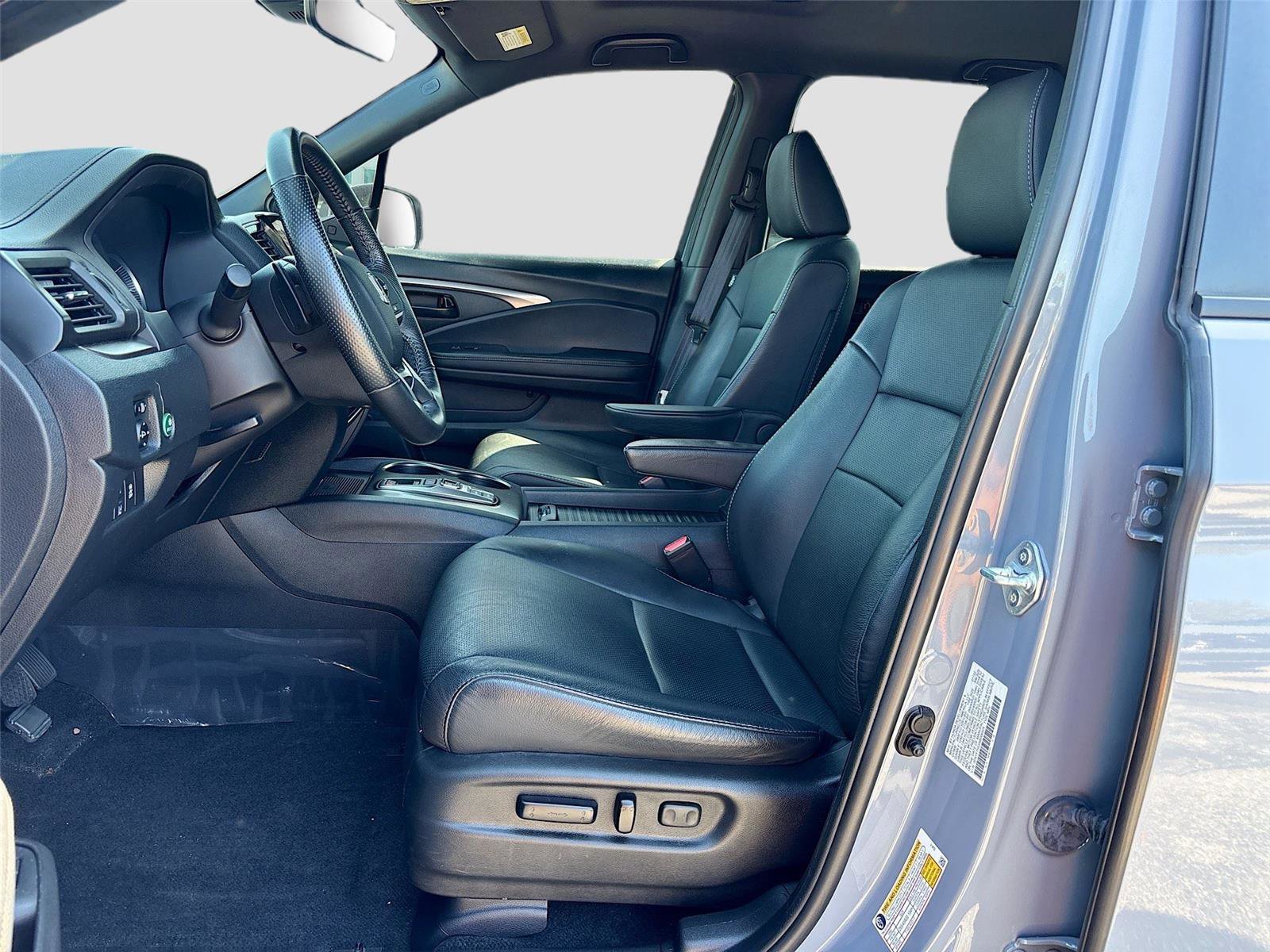 Used 2022 Honda Passport EX-L image 25