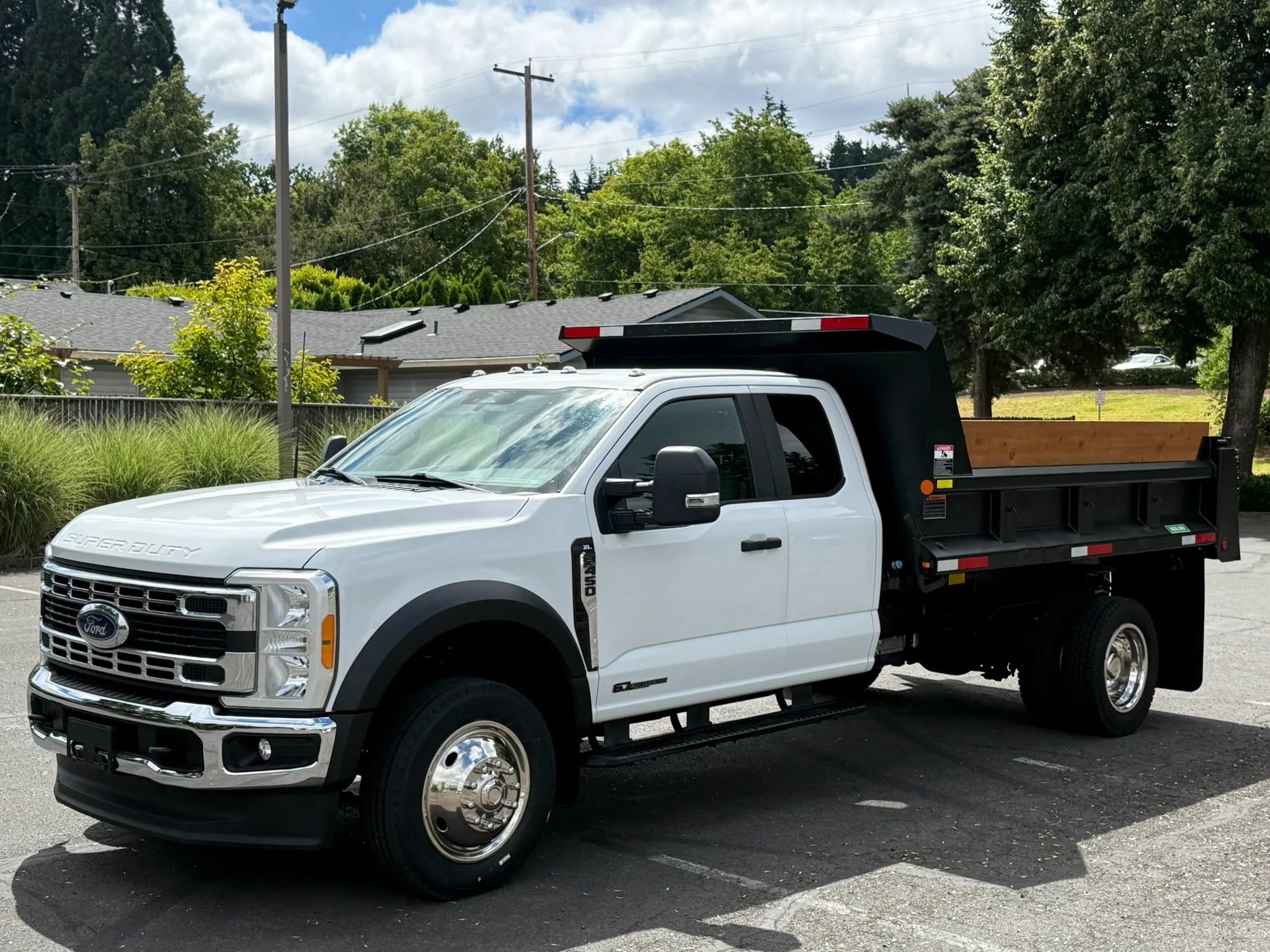 Used 2023 Ford F450 XL RWD image 2