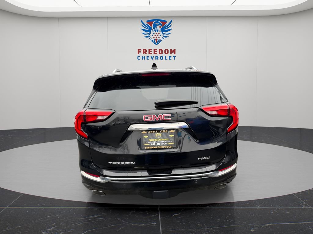 Used 2018 GMC Terrain Denali w/ Advanced Safety Package AWD/4WD image 5