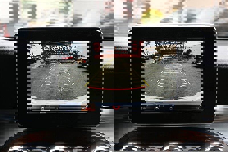 Used 2018 Mercedes-Benz GLC 300 4MATIC Coupe image 36