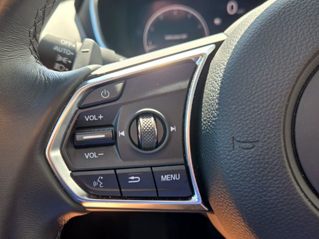 Certified 2026 Acura MDX w/ Technology Package FWD image 24