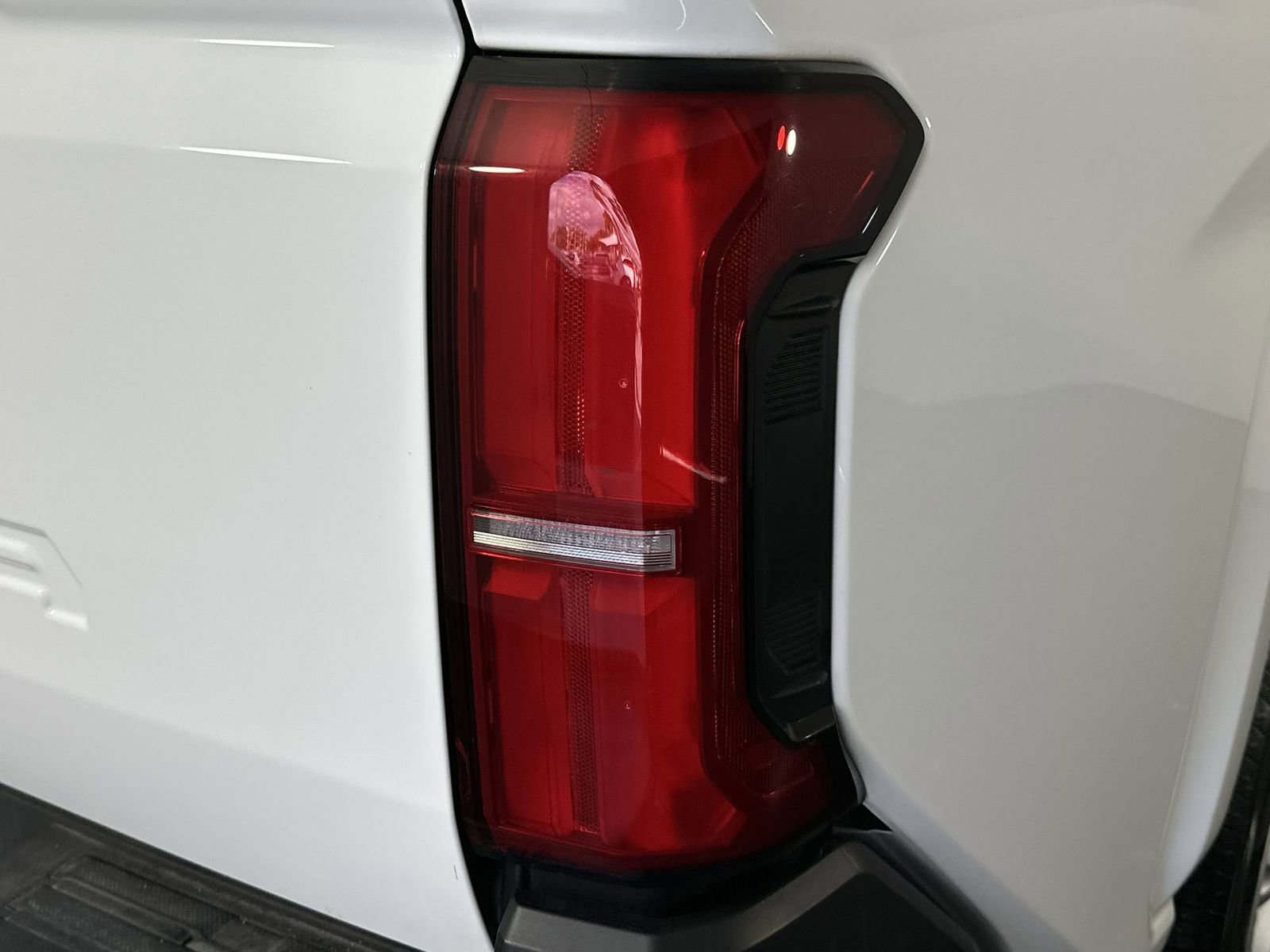 Used 2025 Toyota Tacoma SR image 23