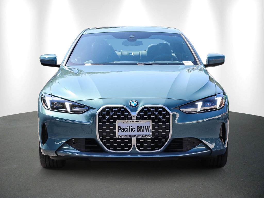 Used 2026 BMW 430i xDrive Coupe w/ Premium Package AWD/4WD image 2