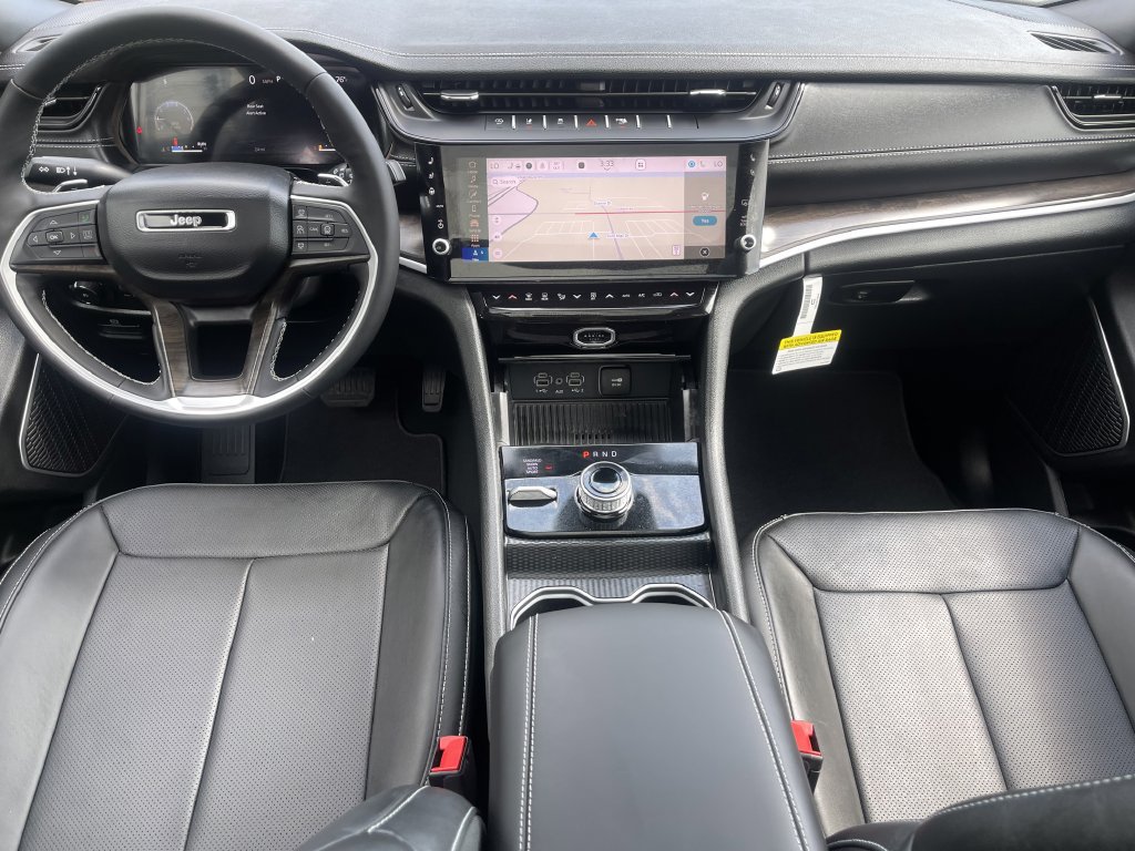 New 2026 Jeep Grand Cherokee Limited AWD/4WD image 10