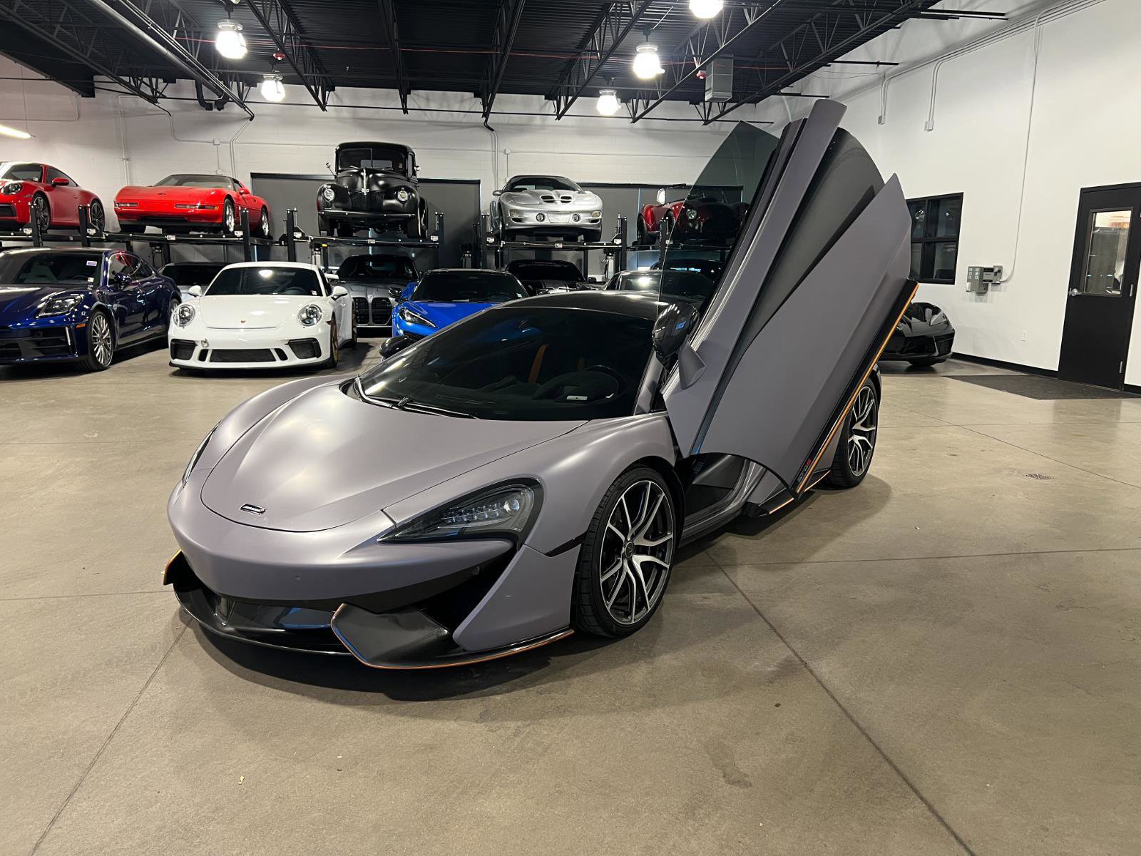 Used 2017 McLaren 570S Coupe image 23