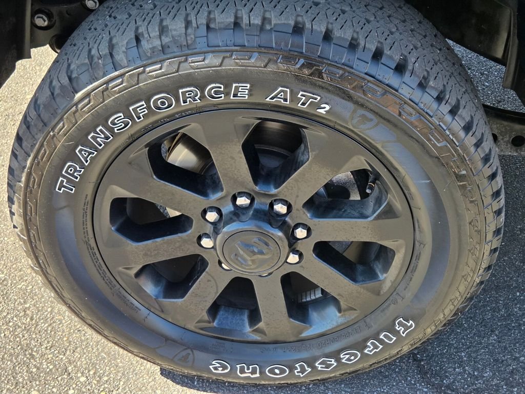 Used 2025 RAM 2500 Laramie AWD/4WD image 12