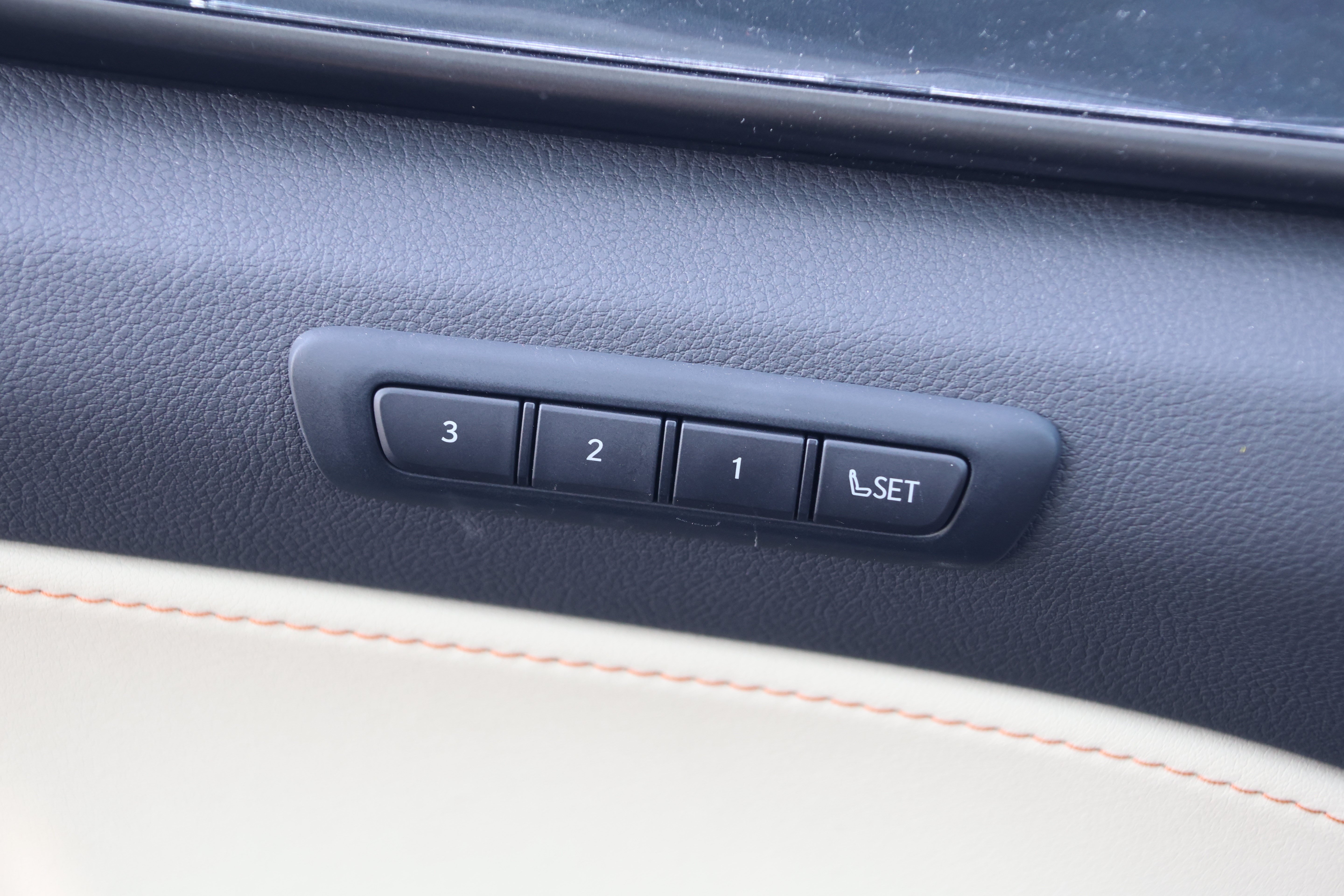 Certified 2024 Lexus NX 250 FWD image 13