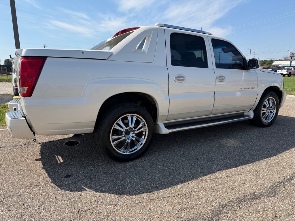 Used 2002 Cadillac Escalade EXT AWD/4WD image 6