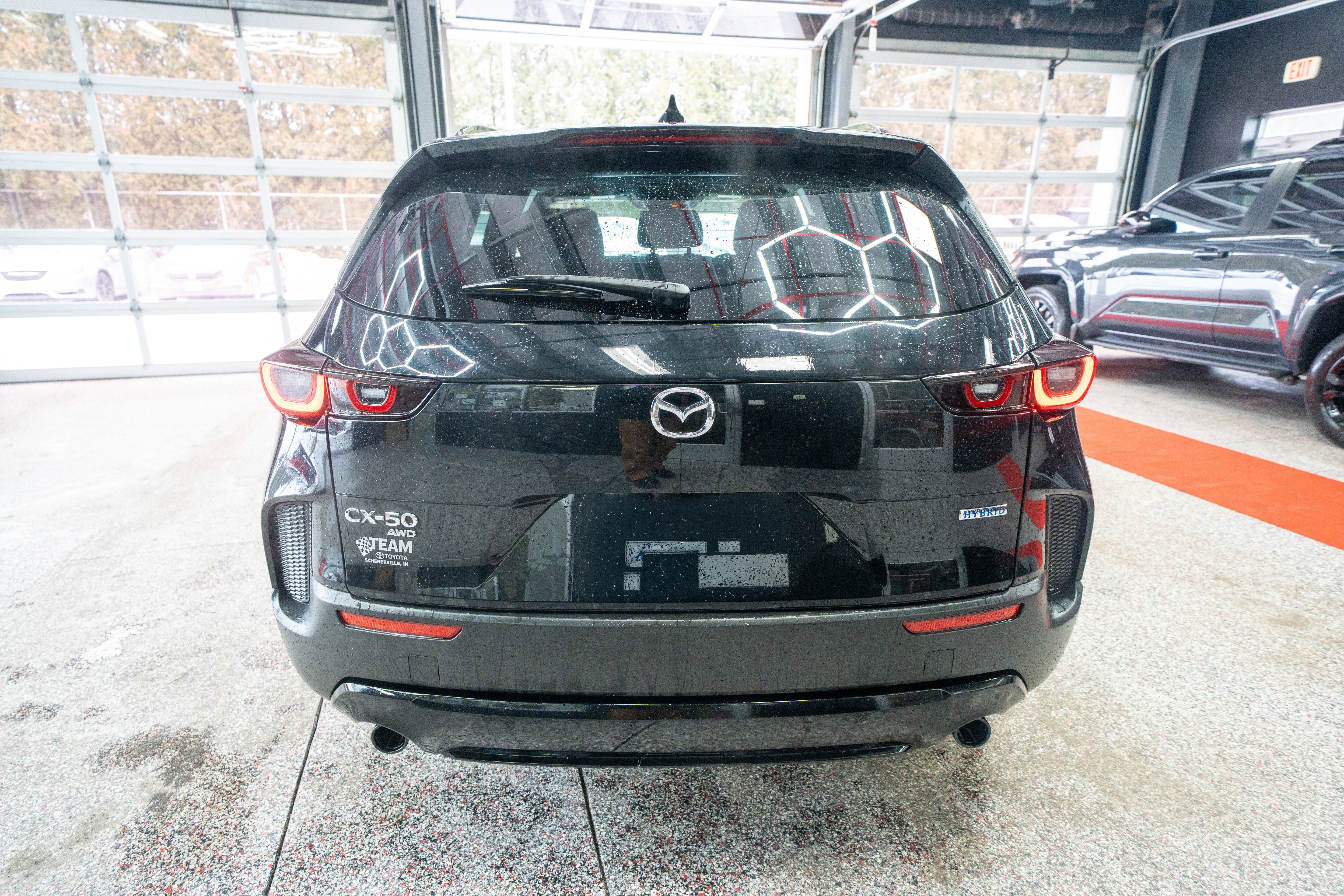 Used 2025 MAZDA CX-50 AWD 2.5 Hybrid w/ Premium Pkg image 3