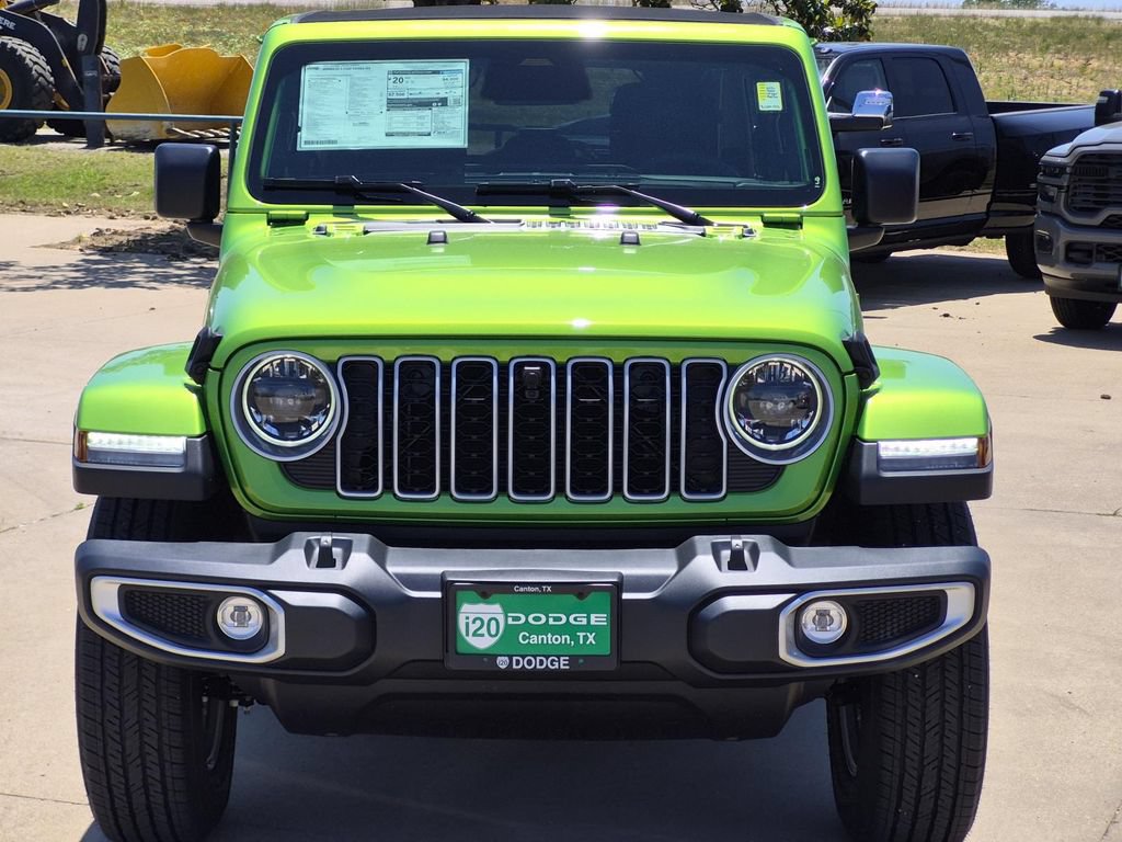 New 2026 Jeep Wrangler Unlimited Sahara AWD/4WD image 3