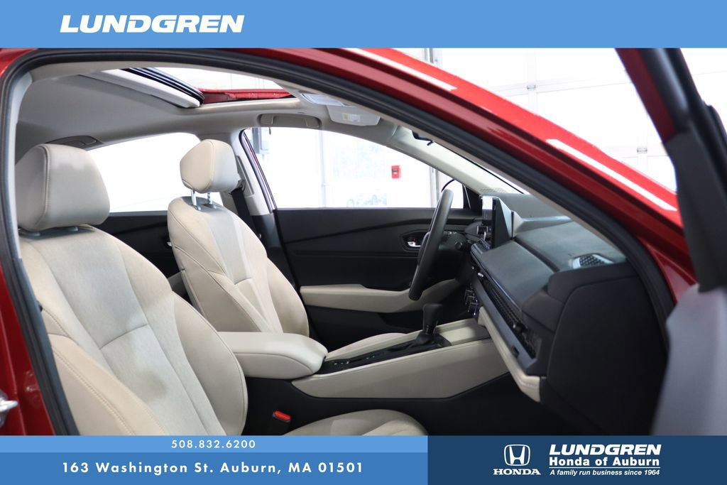 Used 2024 Honda Accord EX image 17
