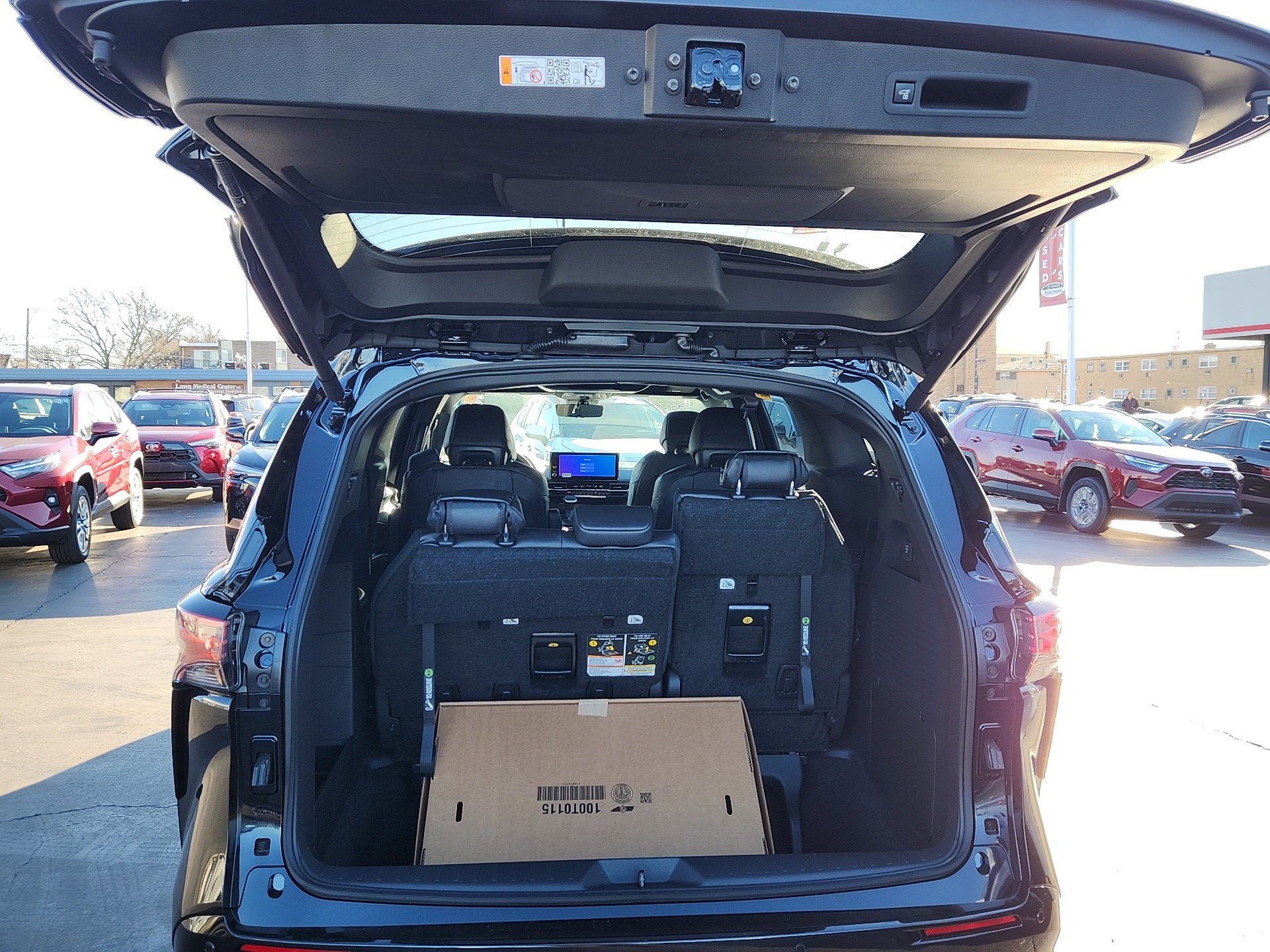 New 2026 Toyota Sienna Limited image 28