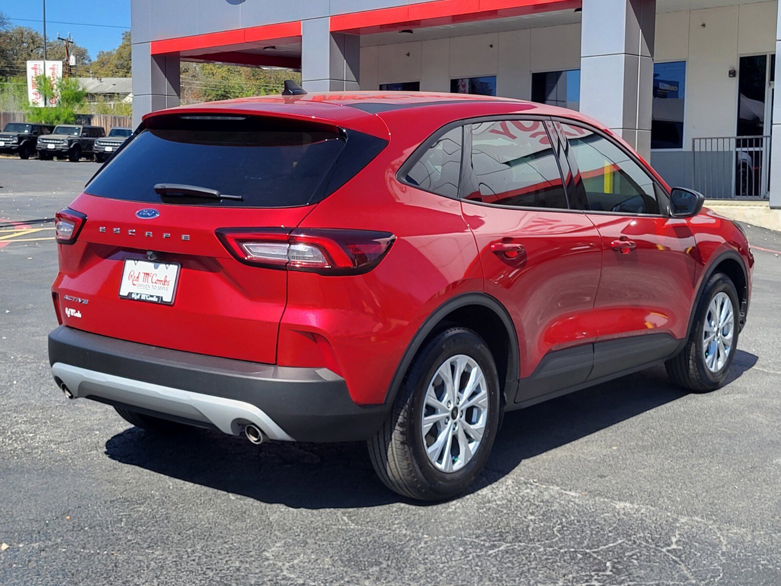 Certified 2025 Ford Escape Active image 4