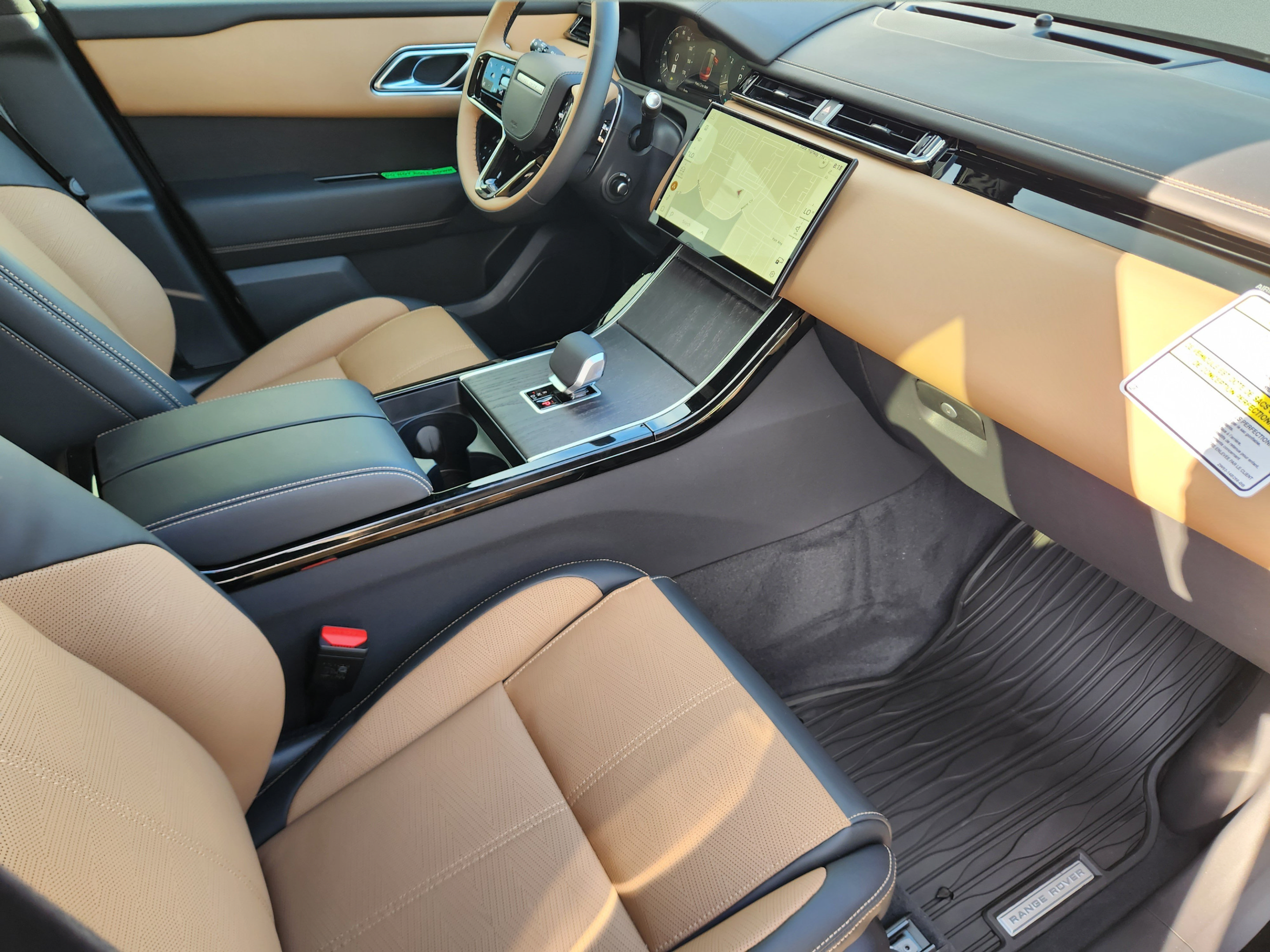 New 2026 Land Rover Range Rover Velar Autobiography AWD/4WD image 10