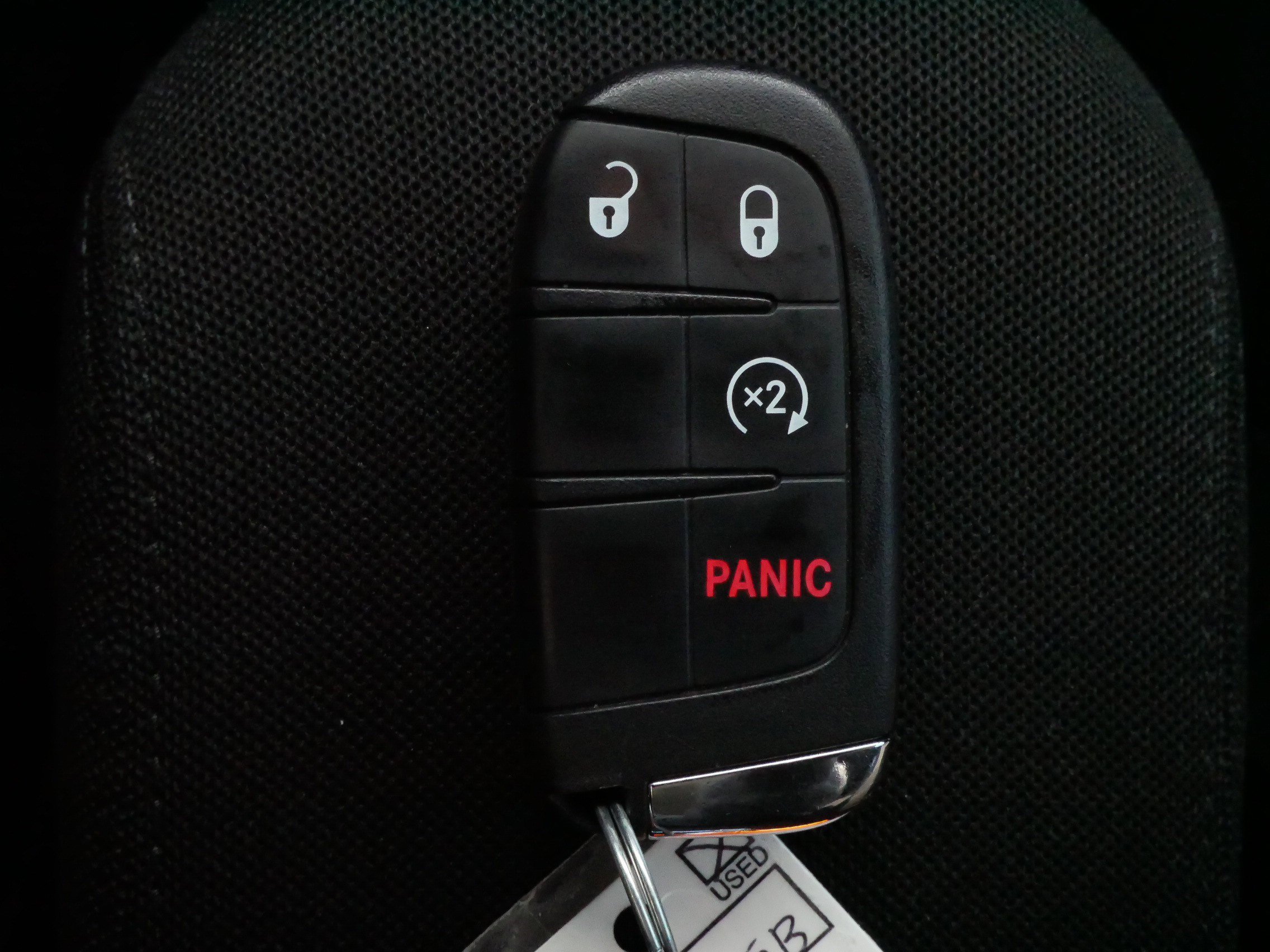 Used 2018 Jeep Renegade Latitude w/ Cold Weather Group image 31