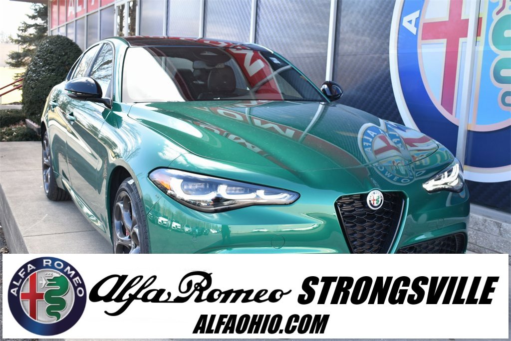 New 2025 Alfa Romeo Giulia AWD