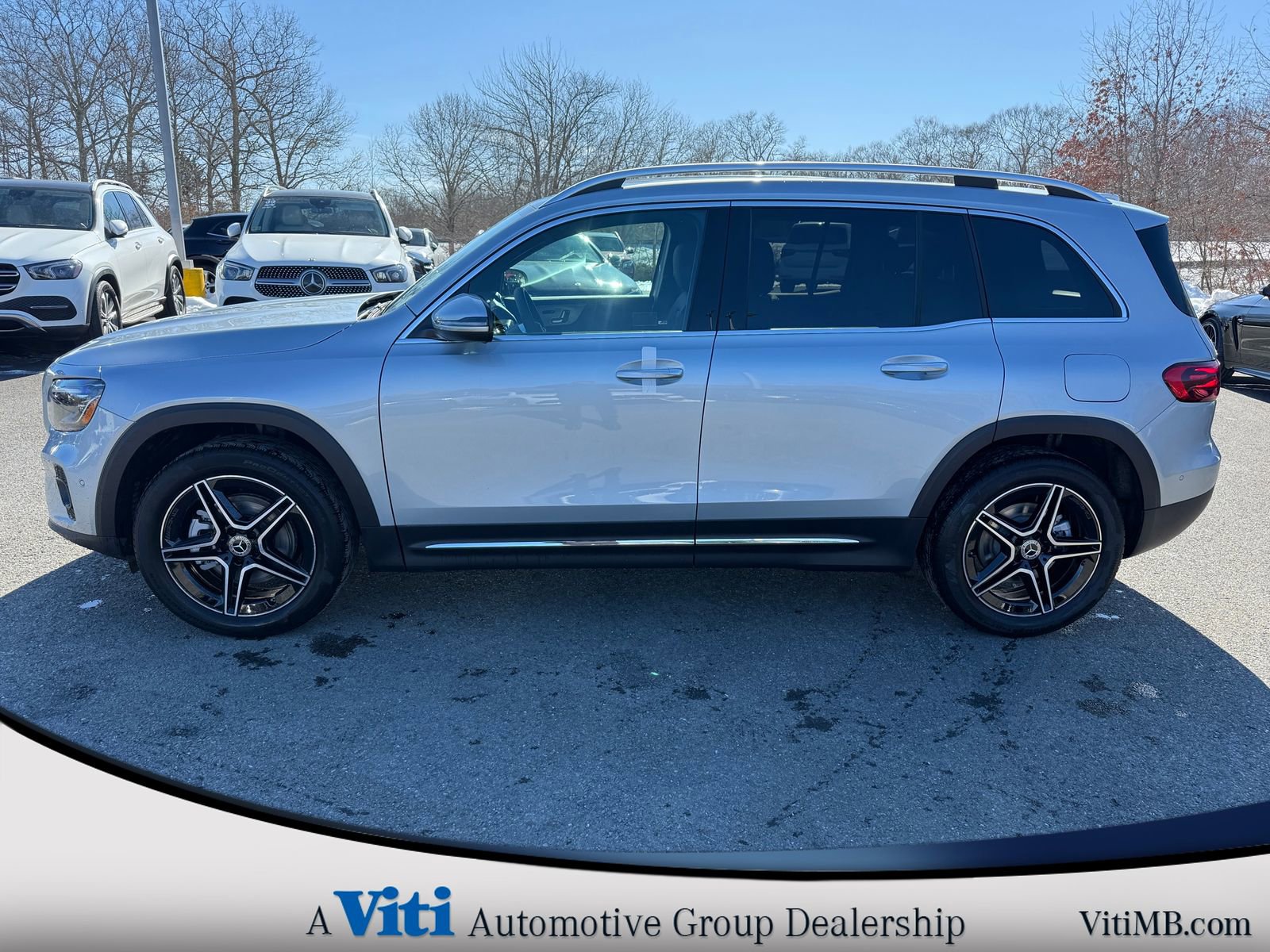 Used 2026 Mercedes-Benz GLB 250 4MATIC image 5