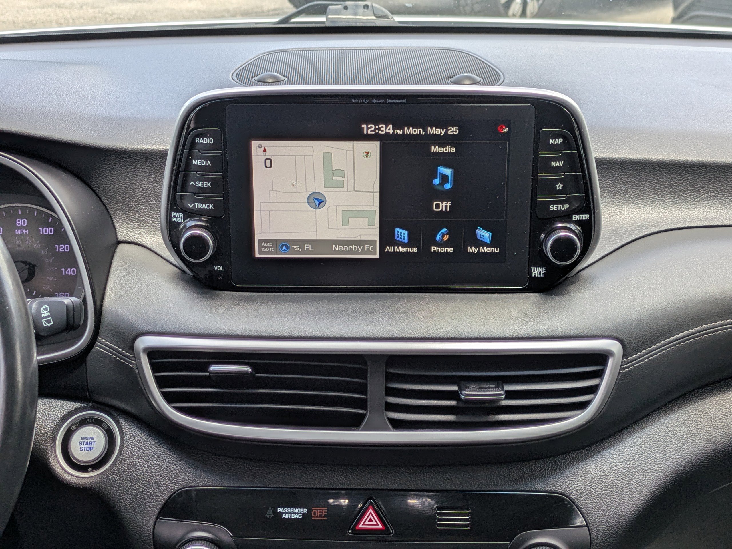 Used 2019 Hyundai Tucson Ultimate w/ Cargo Package FWD image 17