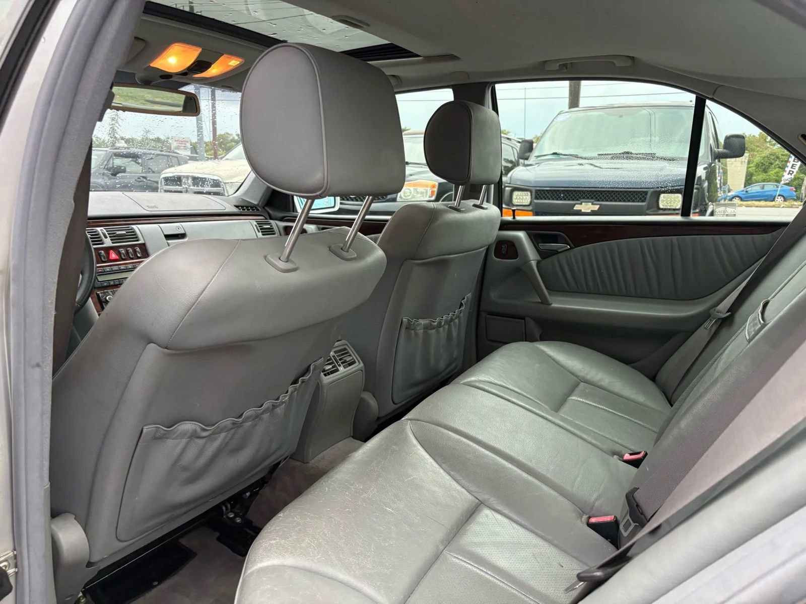 Used 1999 Mercedes-Benz E 320 Sedan image 15