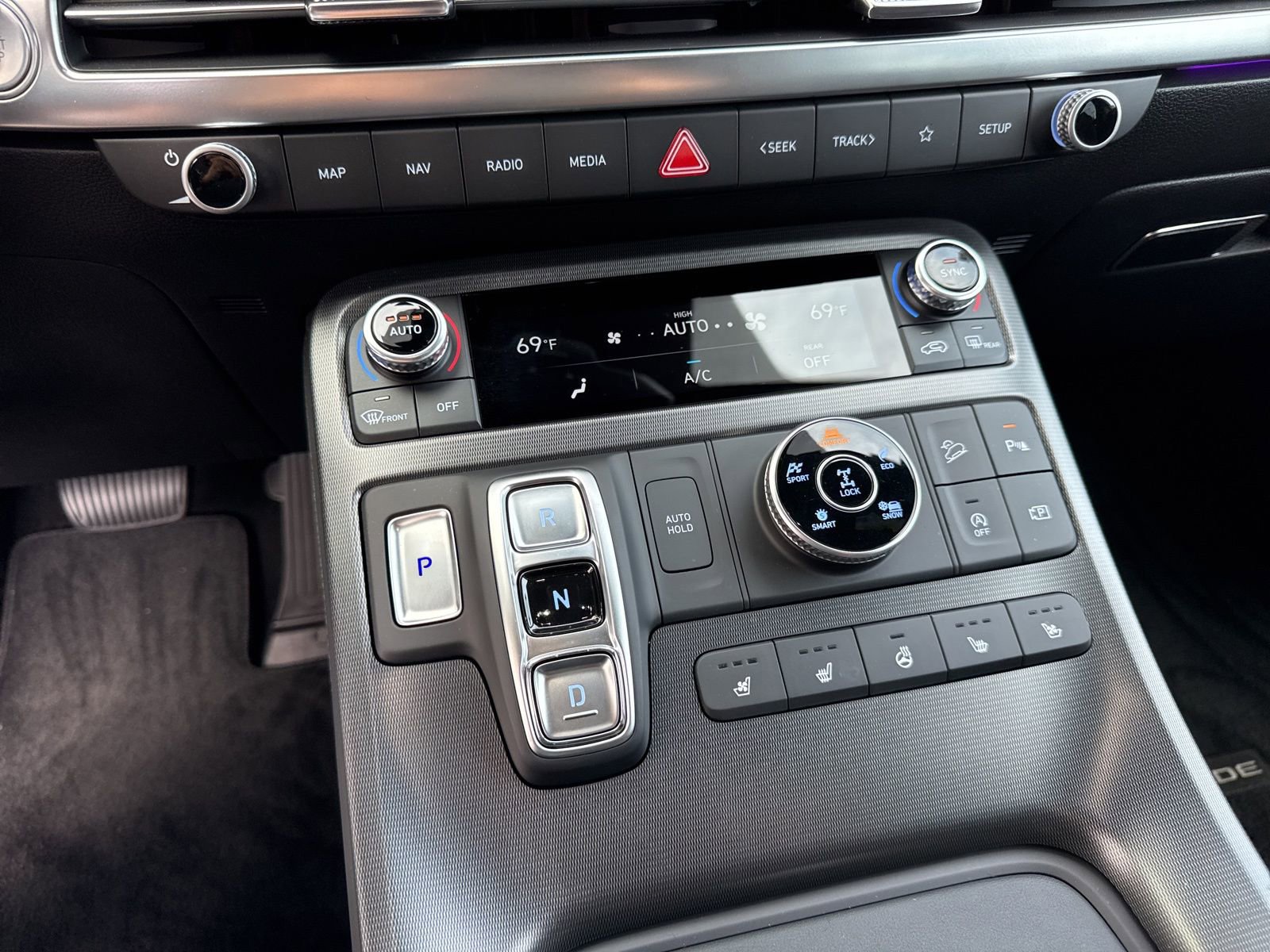 Used 2025 Hyundai Palisade Calligraphy AWD/4WD image 28