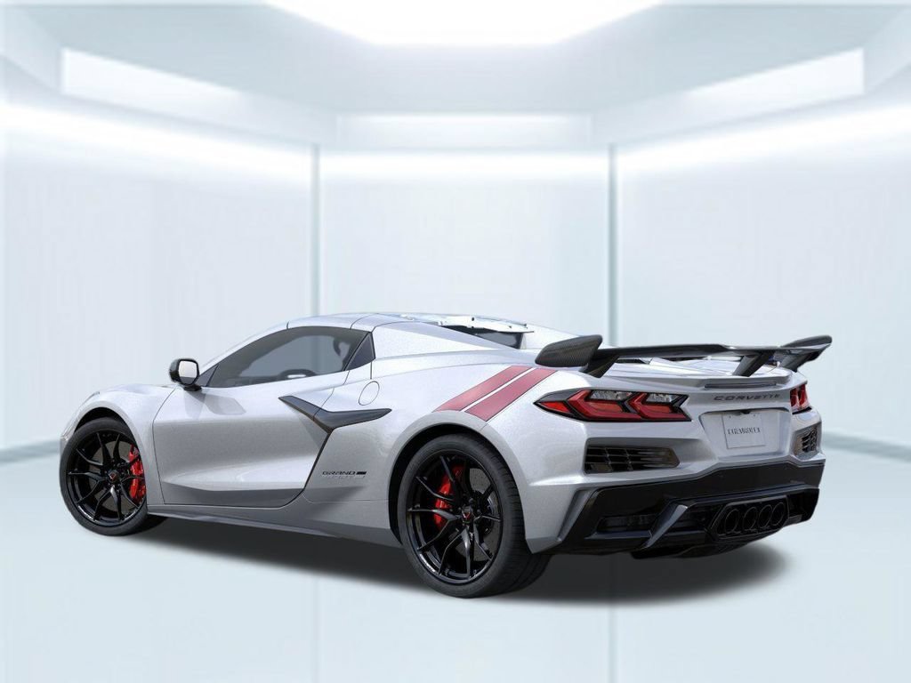 New 2027 Chevrolet Corvette Grand Sport RWD image 5