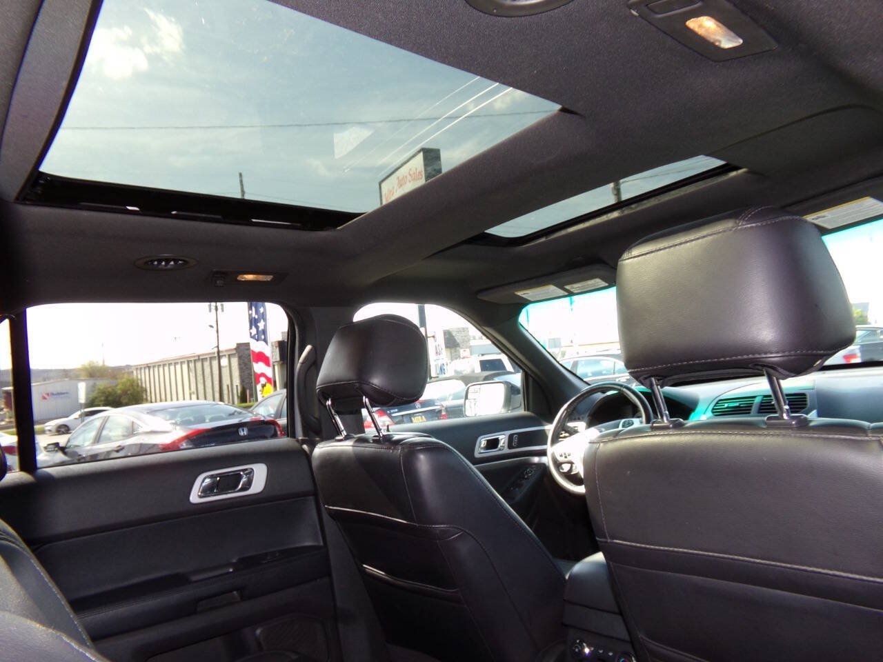 Used 2013 Ford Explorer XLT FWD image 23