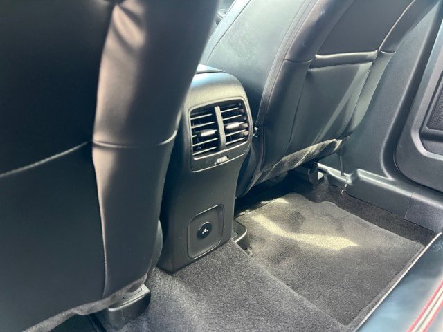 Certified 2025 Ford Escape ST-Line Select AWD/4WD image 27