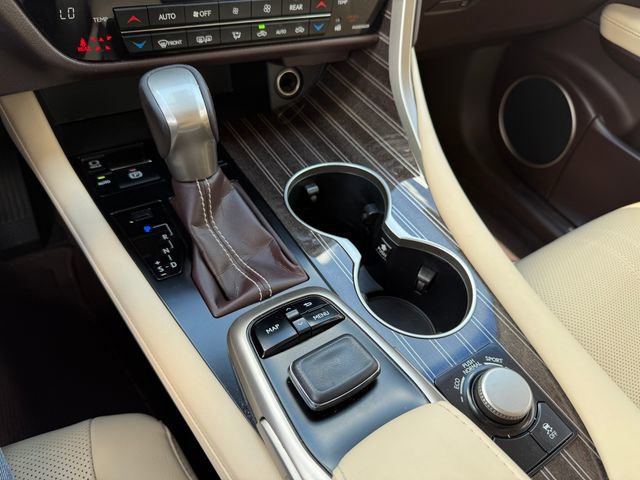 Used 2018 Lexus RX 350L Luxury w/ Accessory Package FWD image 27
