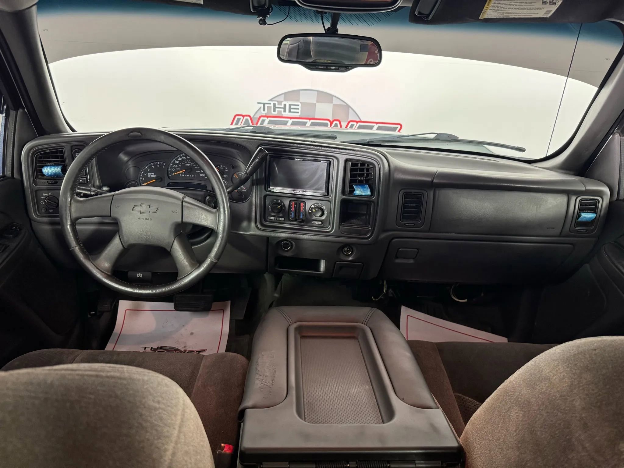 Used 2006 Chevrolet Silverado 1500 LT w/ Light Duty Power Package image 11