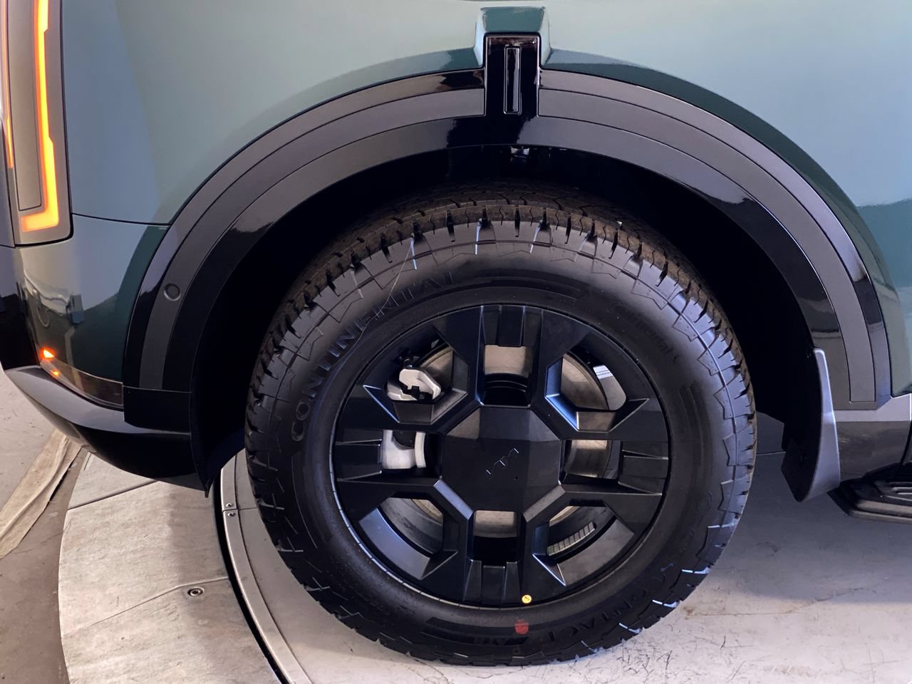 New 2027 Kia Telluride SX X-Pro AWD/4WD image 12