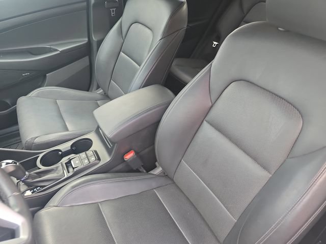 Used 2021 Hyundai Tucson Limited AWD/4WD image 15