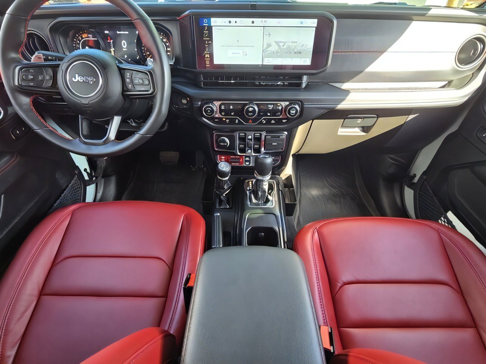 Used 2024 Jeep Wrangler Unlimited Rubicon 392 image 20