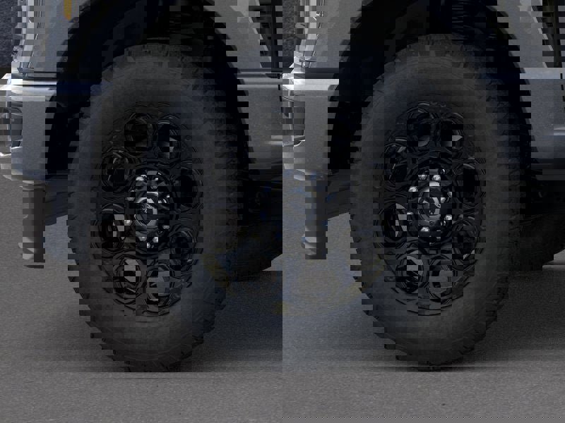 New 2025 Ford F250 XLT w/ Black Appearance Package image 19