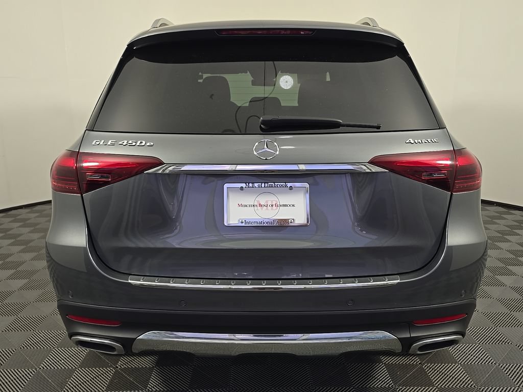 Certified 2025 Mercedes-Benz GLE 450e 4MATIC w/ Driver Assistance Package image 6