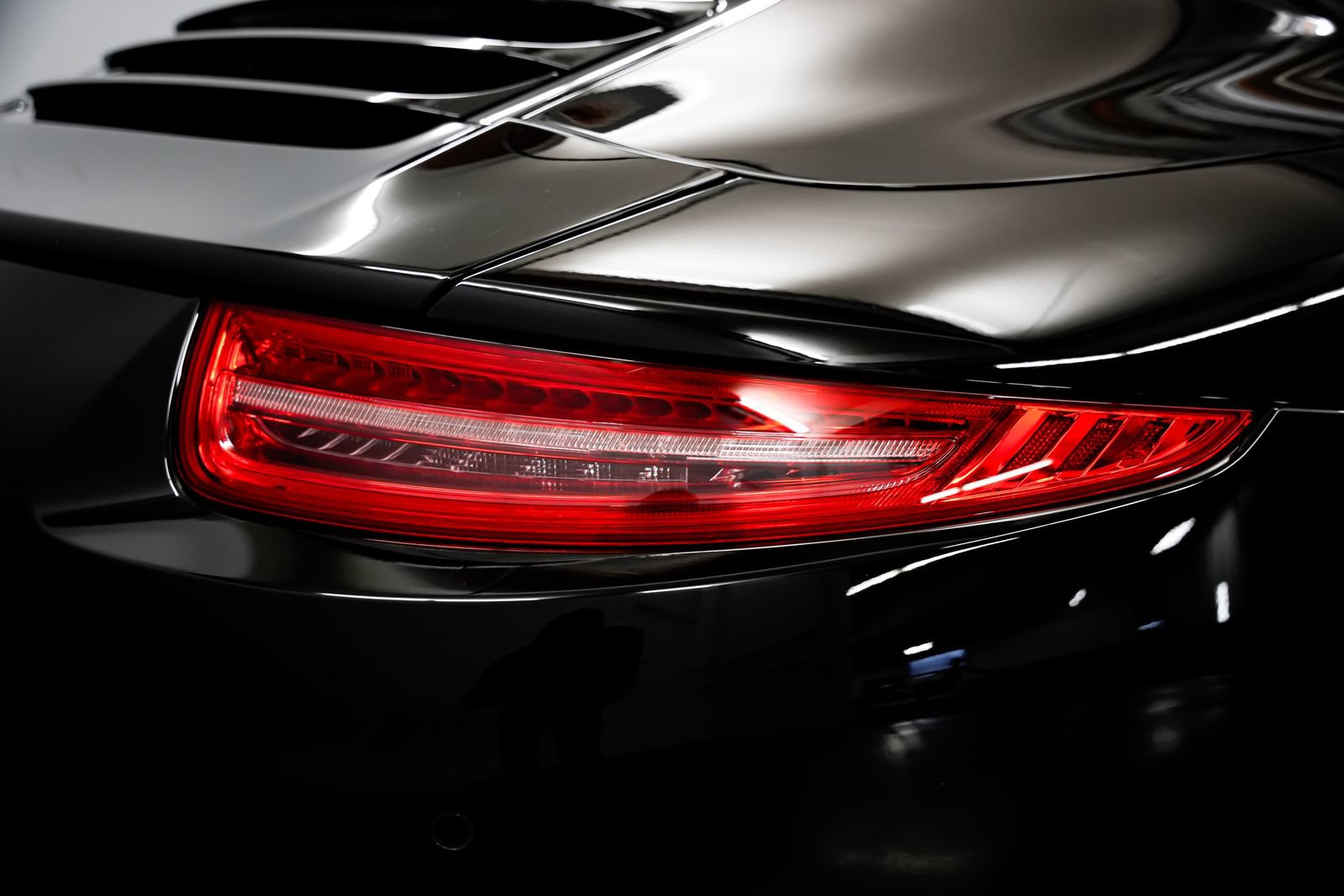 Used 2014 Porsche 911 Carrera S RWD image 34