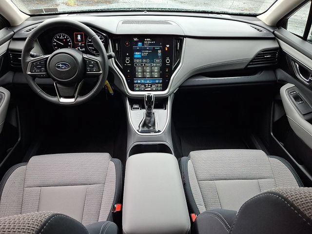 Certified 2025 Subaru Outback Premium AWD/4WD image 16