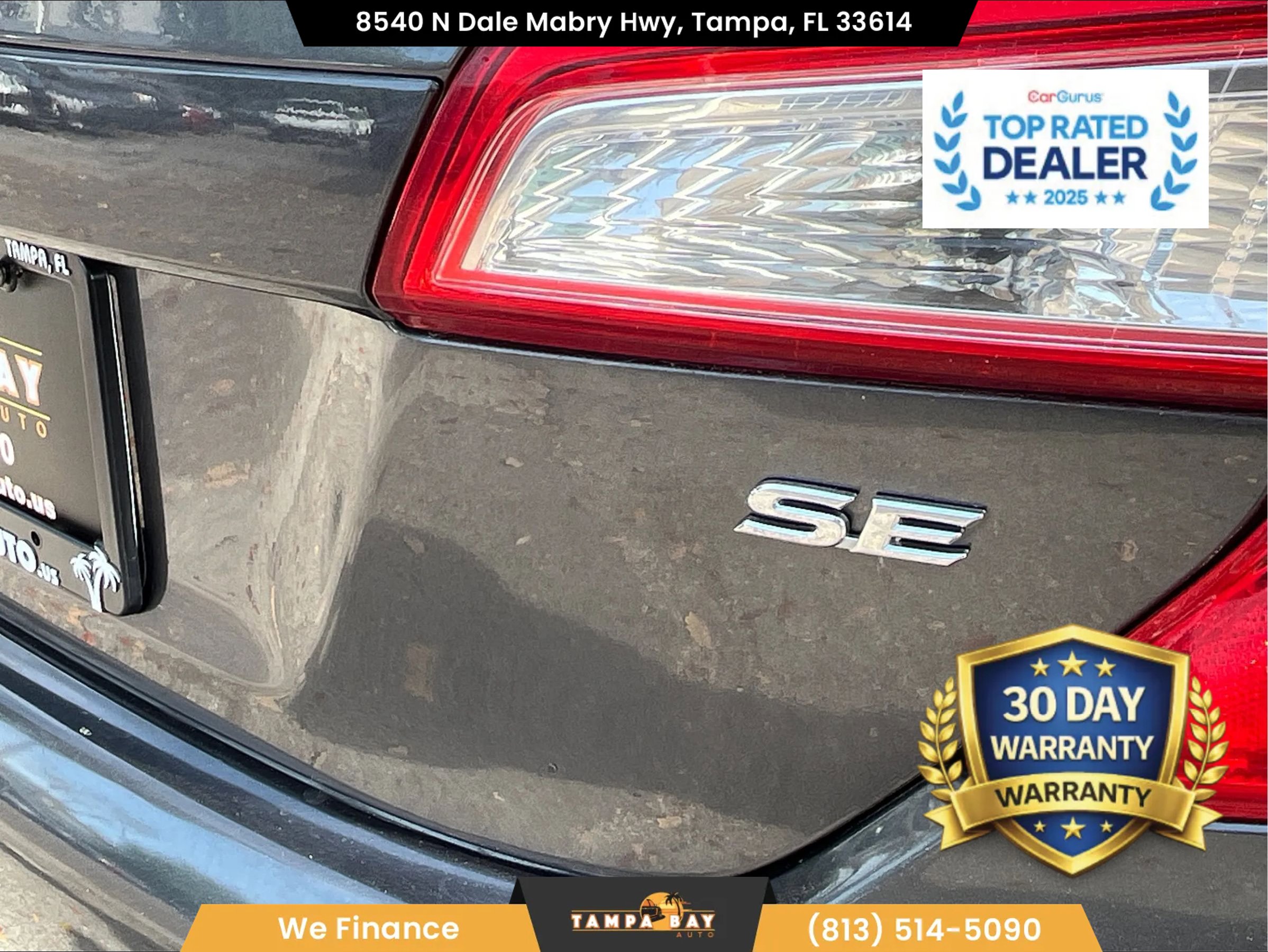 Used 2014 Toyota Camry SE image 32