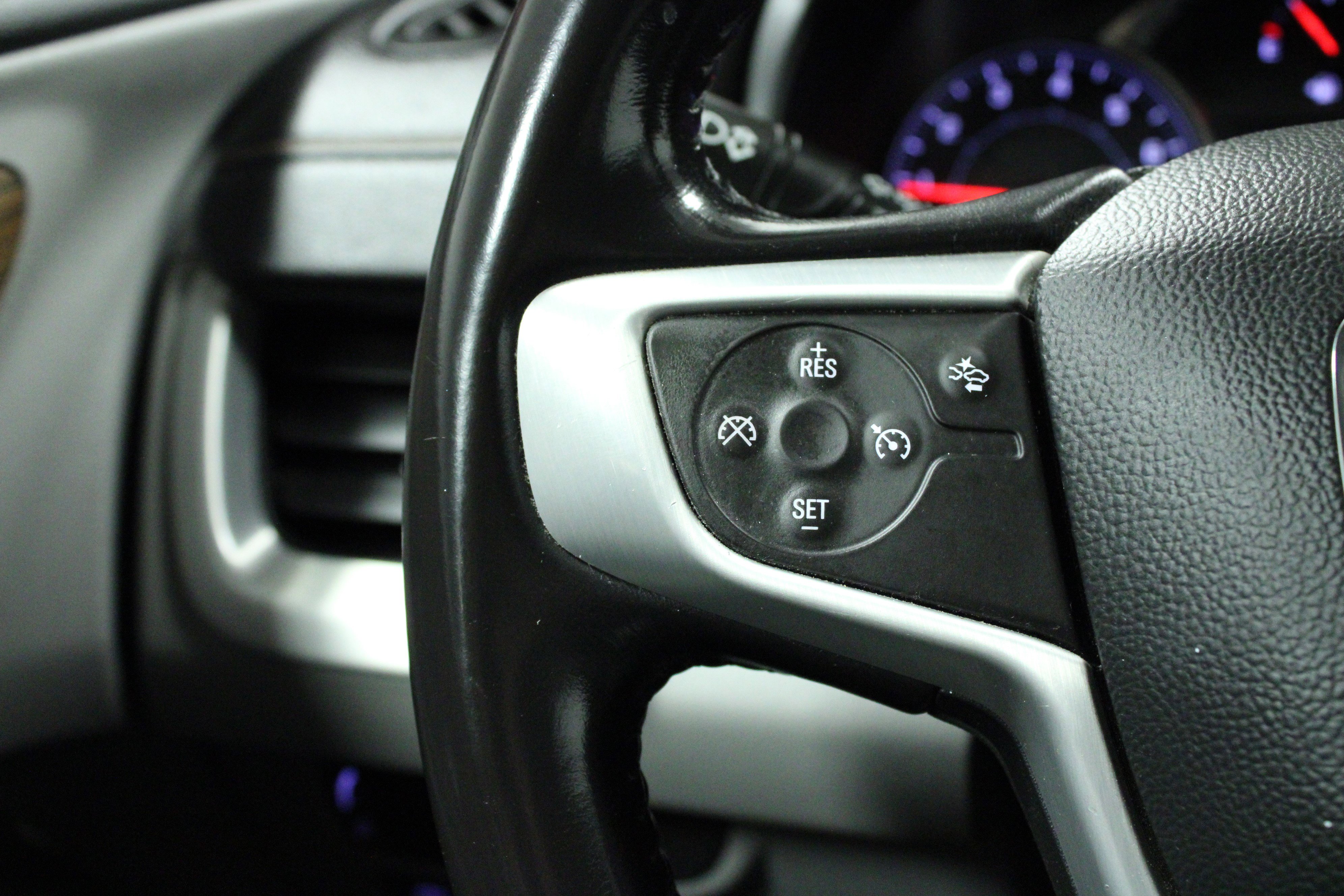 Used 2021 GMC Terrain SLE w/ Driver Convenience Package image 20